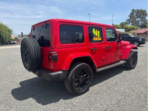 Used 2022 Jeep Wrangler Unlimited Sahara w/ Cold Weather Group AWD/4WD image 4