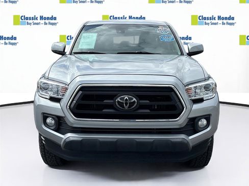 Used 2023 Toyota Tacoma SR5 w/ Technology Package image 2