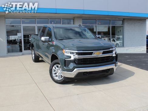New 2026 Chevrolet Silverado 1500 LT w/ Z71 Off-Road Package image 2