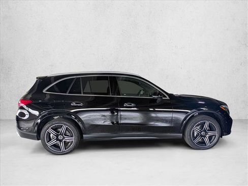 Used 2023 Mercedes-Benz GLC 300 image 4