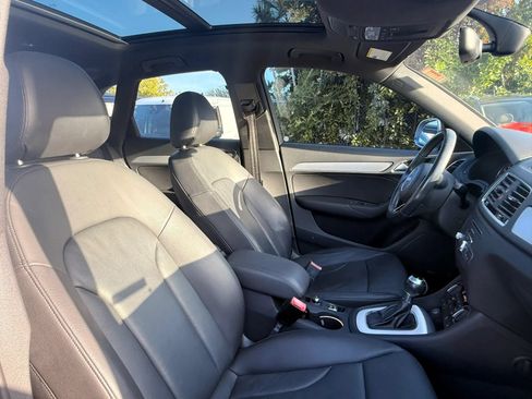 Used 2018 Audi Q3 2.0T Premium FWD image 16