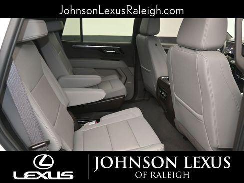 Used 2025 Chevrolet Tahoe Z71 w/ Z71 Off-Road Package image 11