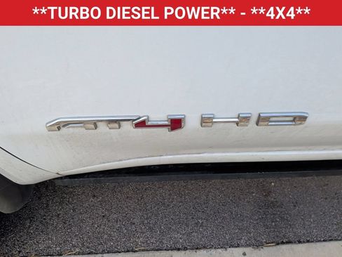 Used 2024 GMC Sierra 2500 AT4 w/ AT4 Premium Plus Package AWD/4WD image 9