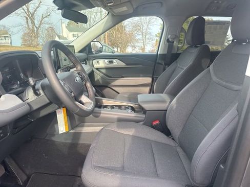 New 2026 Ford Explorer Active image 13