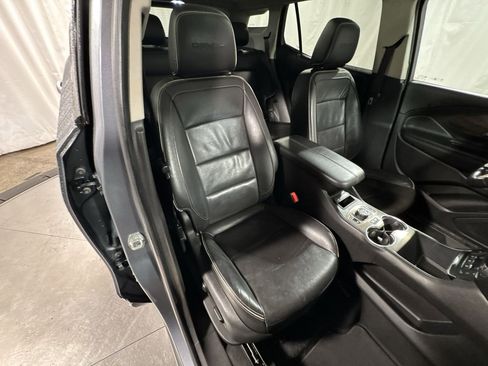 Used 2018 GMC Terrain Denali w/ Advanced Safety Package image 34