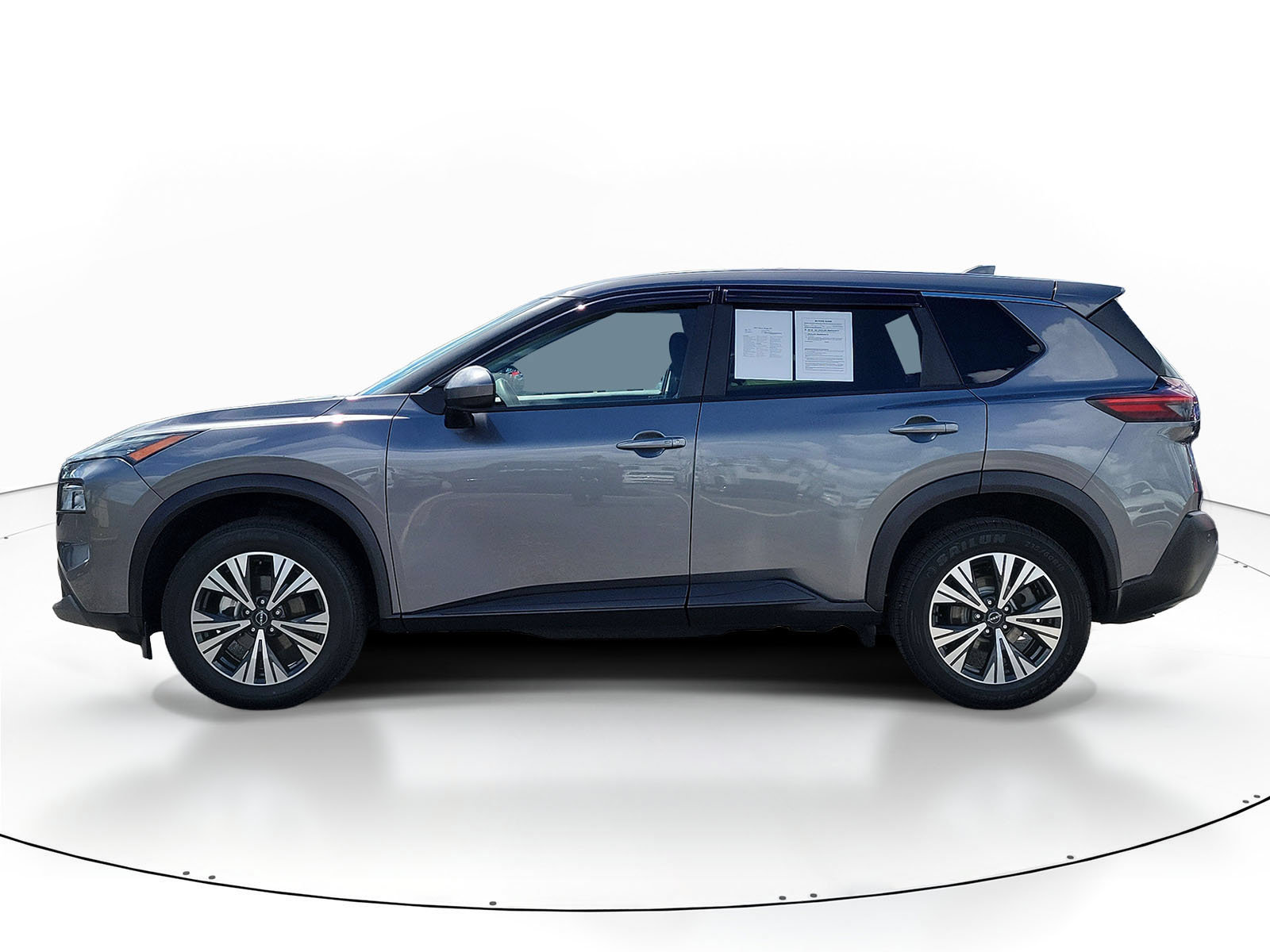 Used 2023 Nissan Rogue SV FWD image 4
