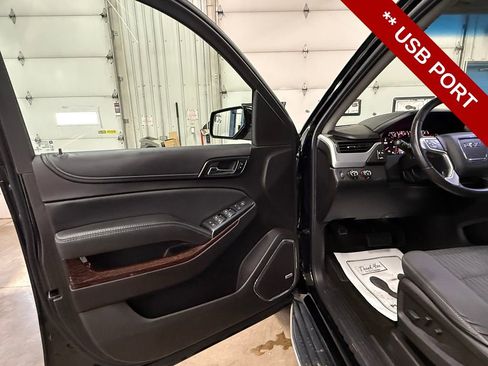 Used 2016 GMC Yukon SLE w/ Convenience Package image 13