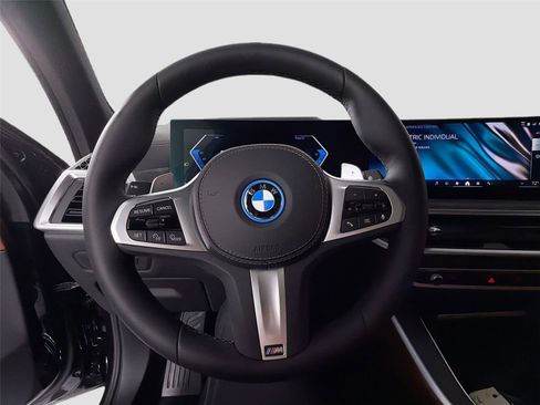 New 2026 BMW X5 xDrive50e w/ Executive Package AWD/4WD image 21
