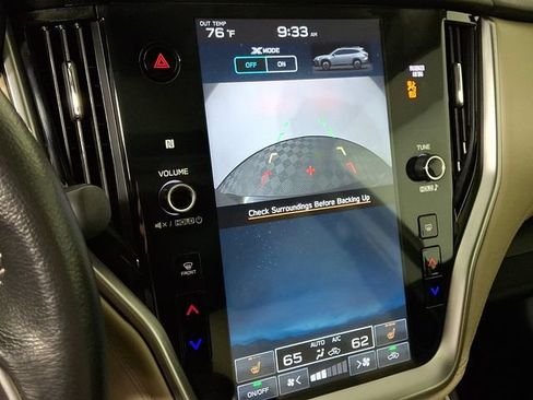 Certified 2024 Subaru Outback Premium w/ Popular Package #1A AWD/4WD image 4
