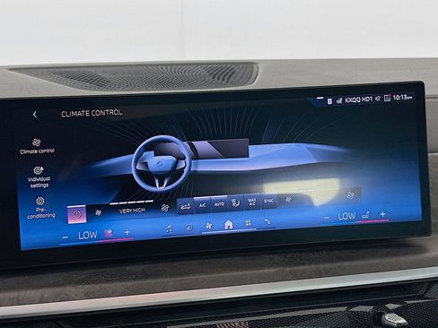 Used 2024 BMW X5 sDrive40i w/ Premium Package image 24