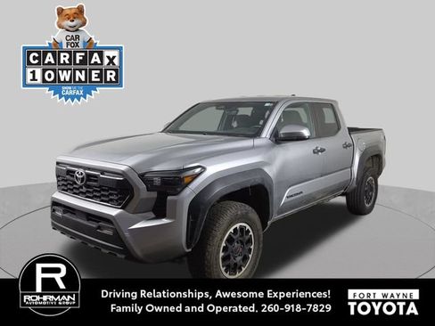 Used 2024 Toyota Tacoma TRD Off-Road AWD/4WD image 1