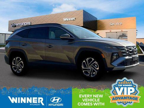 New 2025 Hyundai Tucson Limited w/ Tow & Go Package image 10