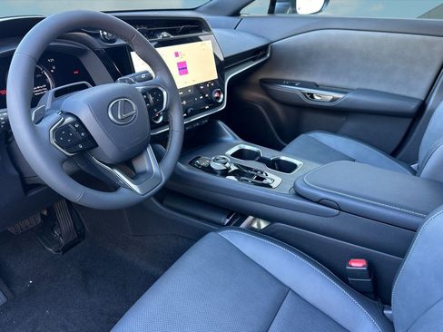 New 2026 Lexus RZ 350e RZ 350e Premium image 4