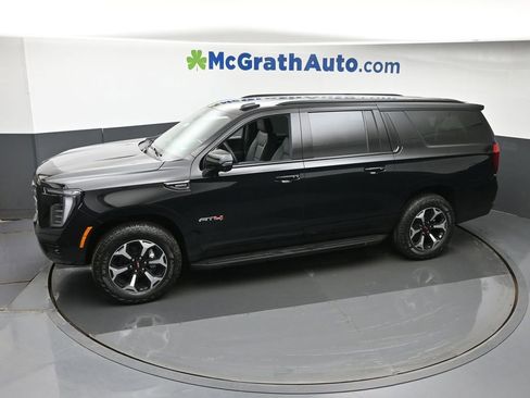 New 2026 GMC Yukon XL AT4 image 22
