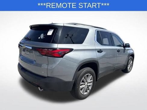 Used 2023 Chevrolet Traverse LT FWD image 6