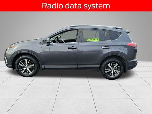 Used 2018 Toyota RAV4 XLE image 7