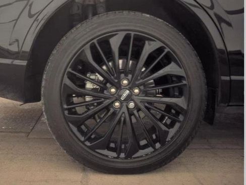 Used 2024 Lincoln Corsair Reserve w/ Equipment Group 201A image 11