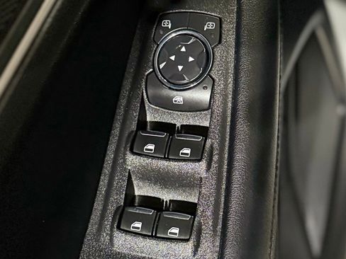 Used 2022 Ford Edge SEL w/ Convenience Package image 33