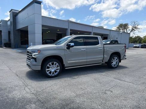 New 2026 Chevrolet Silverado 1500 High Country AWD/4WD image 3