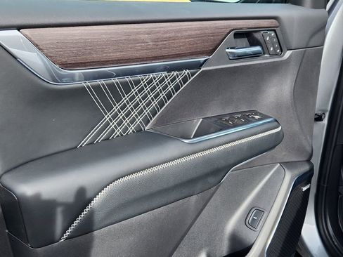 New 2026 GMC Acadia Denali w/ Super Cruise Package image 11