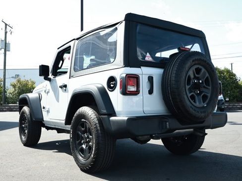 Certified 2025 Jeep Wrangler Sport AWD/4WD image 8