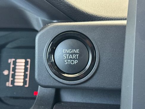 Certified 2026 Toyota Tacoma SR5 RWD image 27