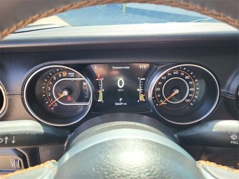 Used 2023 Jeep Gladiator Overland image 10