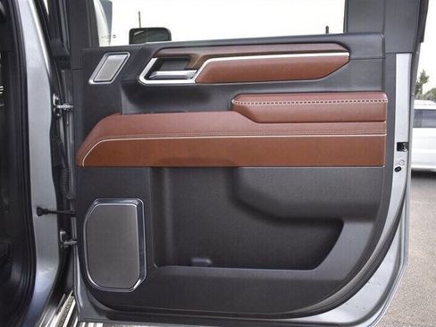 Used 2024 GMC Sierra 3500 Denali Ultimate image 26