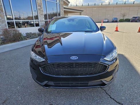 Used 2020 Ford Fusion SE image 7