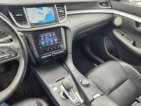 Used 2019 INFINITI QX50 Essential w/ Premium Heat Package image 24