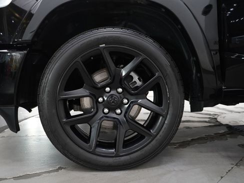 Used 2022 RAM 1500 Laramie AWD/4WD image 33