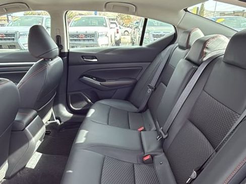 New 2025 Nissan Altima 2.5 SR image 19