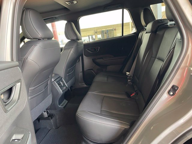 Used 2026 Subaru Outback Limited AWD/4WD image 25