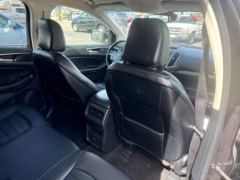 Used 2020 Ford Edge SEL image 27