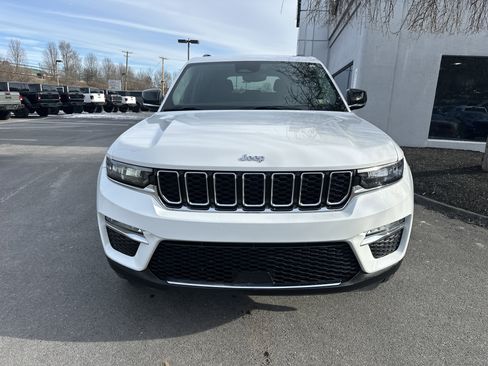 Used 2023 Jeep Grand Cherokee Limited image 9