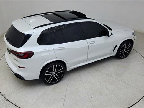 Used 2023 BMW X5 M50i w/ Executive Package image 86