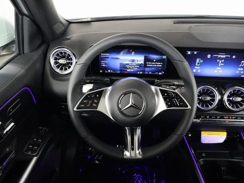 New 2026 Mercedes-Benz GLB 250 GLB 250 image 3