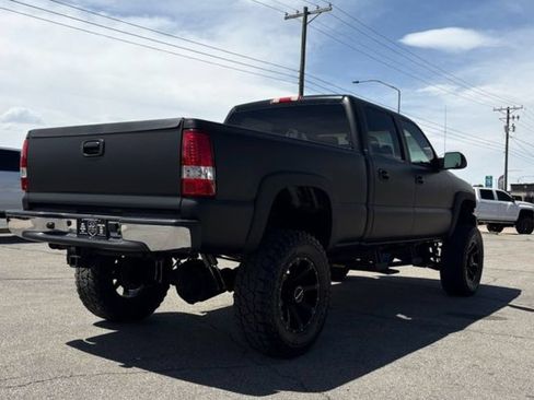Used 2003 GMC Sierra 2500 SLT w/ SLT Preferred Equipment Group AWD/4WD image 6