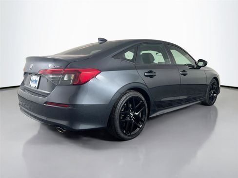 Used 2024 Honda Civic Sport image 6