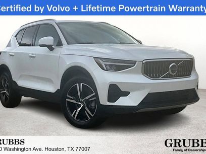 Certified 2025 Volvo XC40 B5 Core