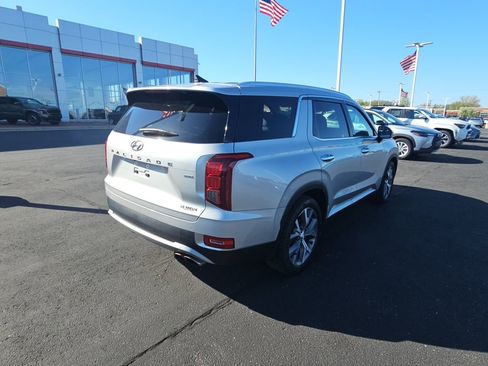 Used 2022 Hyundai Palisade SEL w/ Premium Package AWD/4WD image 3