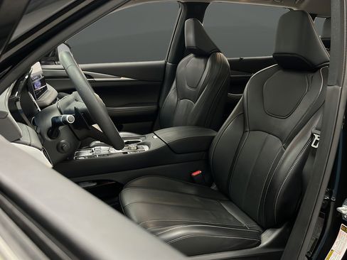 Used 2024 INFINITI QX60 Luxe AWD/4WD image 9