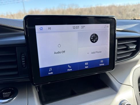 Used 2023 Ford Explorer XLT image 55