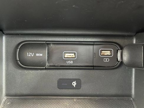 Used 2022 Kia Telluride S AWD/4WD image 38