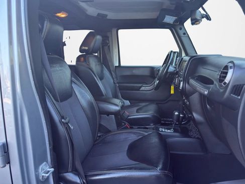 Used 2017 Jeep Wrangler Unlimited Sport AWD/4WD image 22