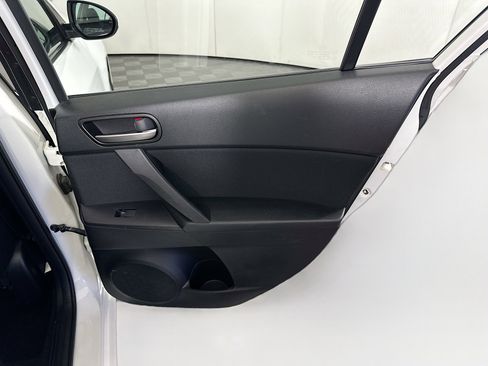 Used 2012 MAZDA MAZDA3 i Touring FWD image 27