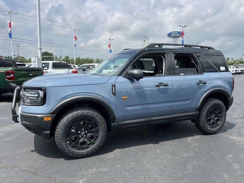 New 2025 Ford Bronco Sport Badlands w/ Sasquatch Badlands Package AWD/4WD image 3