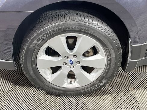 Used 2012 Subaru Outback 2.5i Limited AWD/4WD image 29