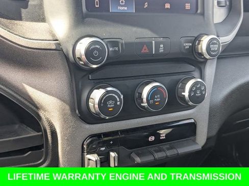 Used 2024 RAM 3500 Tradesman w/ Chrome Appearance Group AWD/4WD image 26