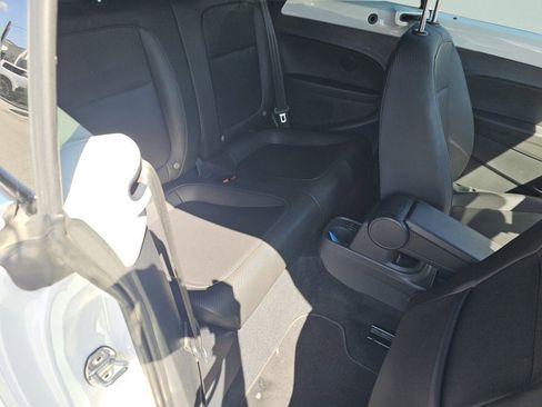 Used 2019 Volkswagen Beetle 2.0T S FWD image 5